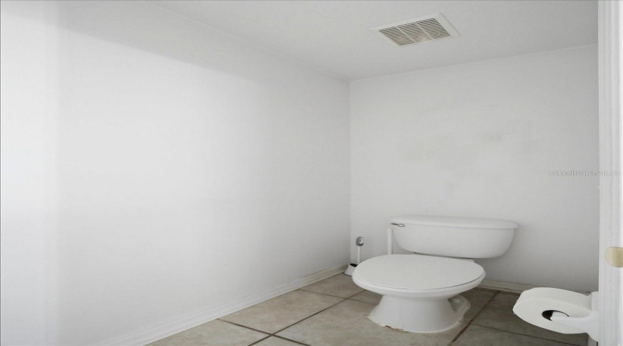 DAVENPORT, Florida 33897, 3 Bedrooms Bedrooms, ,2 BathroomsBathrooms,Residential,For Sale,SOMERSET,0,MFRP4939303