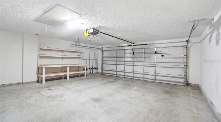 DAVENPORT, Florida 33897, 3 Bedrooms Bedrooms, ,2 BathroomsBathrooms,Residential,For Sale,SOMERSET,0,MFRP4939303