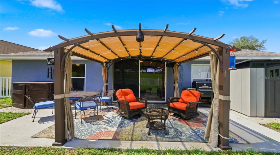DAVENPORT, Florida 33897, 3 Bedrooms Bedrooms, ,2 BathroomsBathrooms,Residential,For Sale,SOMERSET,0,MFRP4939303