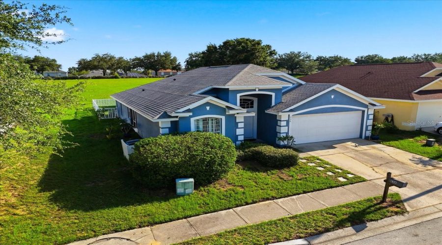 DAVENPORT, Florida 33897, 3 Bedrooms Bedrooms, ,2 BathroomsBathrooms,Residential,For Sale,SOMERSET,0,MFRP4939303