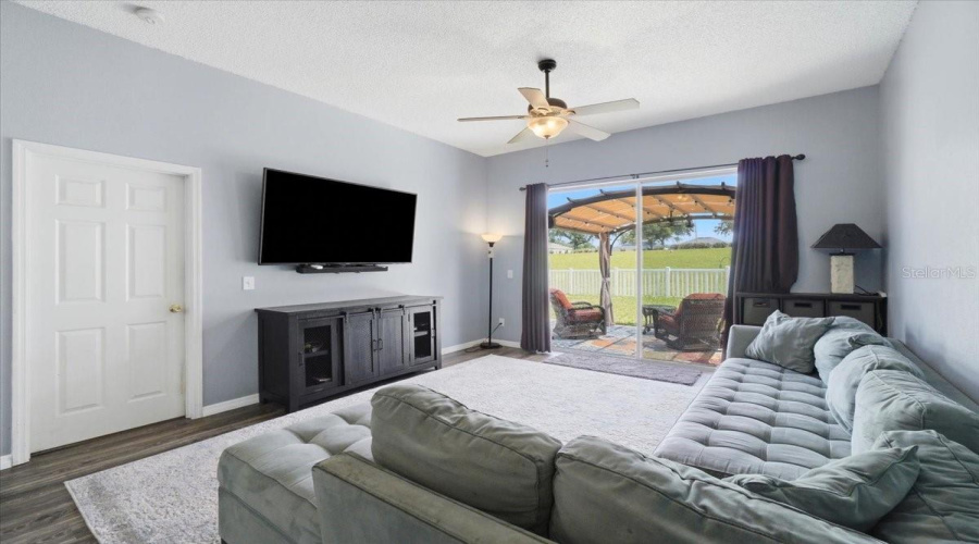 DAVENPORT, Florida 33897, 3 Bedrooms Bedrooms, ,2 BathroomsBathrooms,Residential,For Sale,SOMERSET,0,MFRP4939303