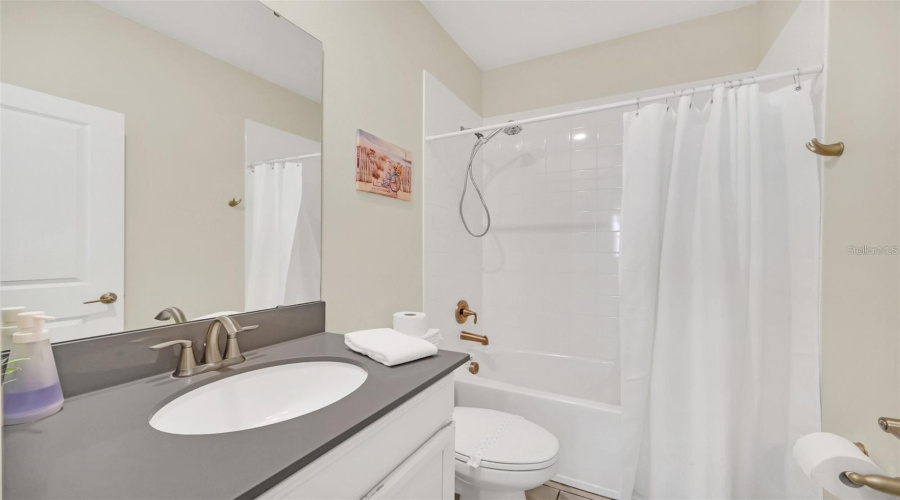 KISSIMMEE, Florida 34746, 6 Bedrooms Bedrooms, ,5 BathroomsBathrooms,Residential,For Sale,BOOKMARK,0,MFRO6424671