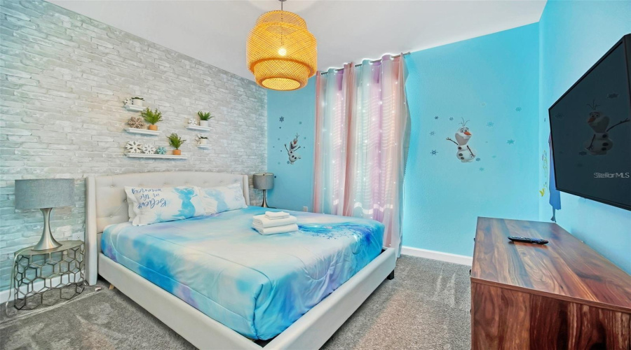 KISSIMMEE, Florida 34746, 6 Bedrooms Bedrooms, ,5 BathroomsBathrooms,Residential,For Sale,BOOKMARK,0,MFRO6424671