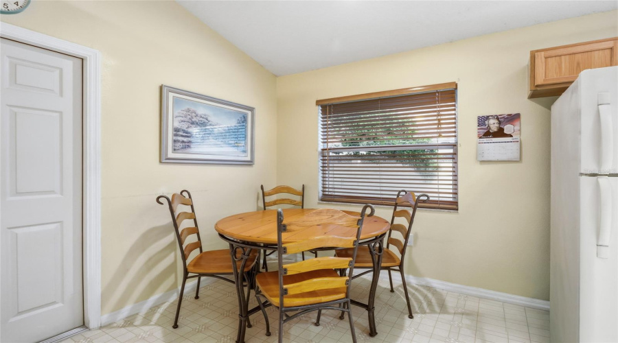 DAVENPORT, Florida 33897, 4 Bedrooms Bedrooms, ,2 BathroomsBathrooms,Residential,For Sale,BELLMONT,0,MFRO6422101