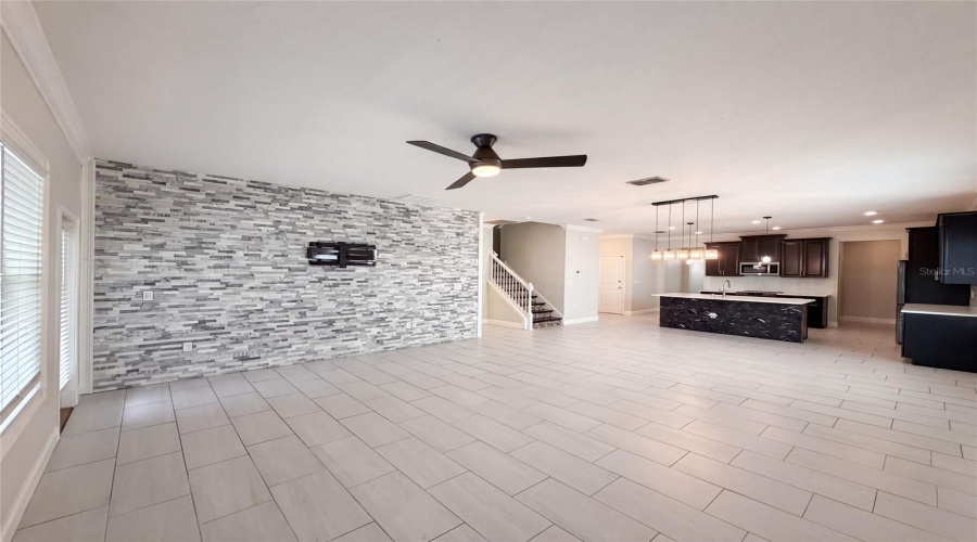 DAVENPORT, Florida 33896, 6 Bedrooms Bedrooms, ,3 BathroomsBathrooms,Residential,For Sale,PRO SHOP,0,MFRO6425291
