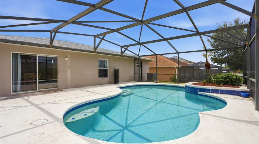 DAVENPORT, Florida 33897, 3 Bedrooms Bedrooms, ,2 BathroomsBathrooms,Residential,For Sale,KESWICK,0,MFRO6423821