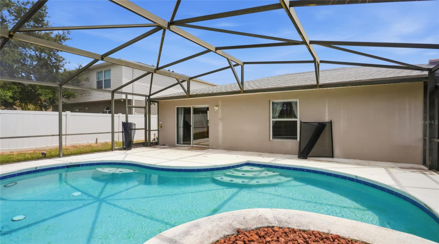 DAVENPORT, Florida 33897, 3 Bedrooms Bedrooms, ,2 BathroomsBathrooms,Residential,For Sale,KESWICK,0,MFRO6423821