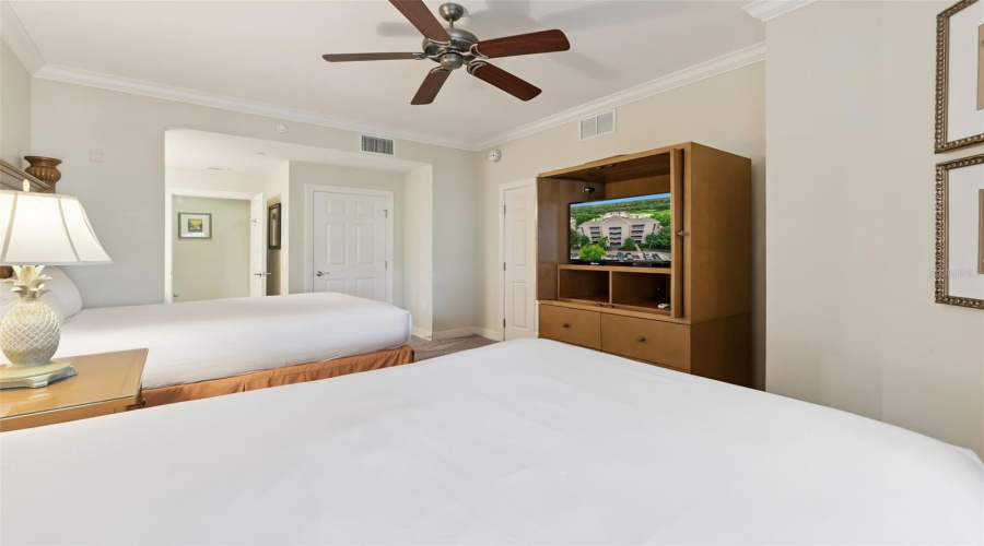 KISSIMMEE, Florida 34747, 3 Bedrooms Bedrooms, ,3 BathroomsBathrooms,Residential,For Sale,CENTRE COURT RIDGE,0,MFRS5153768