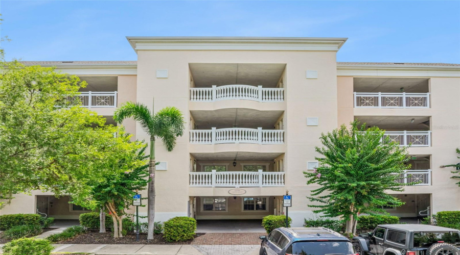 KISSIMMEE, Florida 34747, 3 Bedrooms Bedrooms, ,3 BathroomsBathrooms,Residential,For Sale,CENTRE COURT RIDGE,0,MFRS5153768