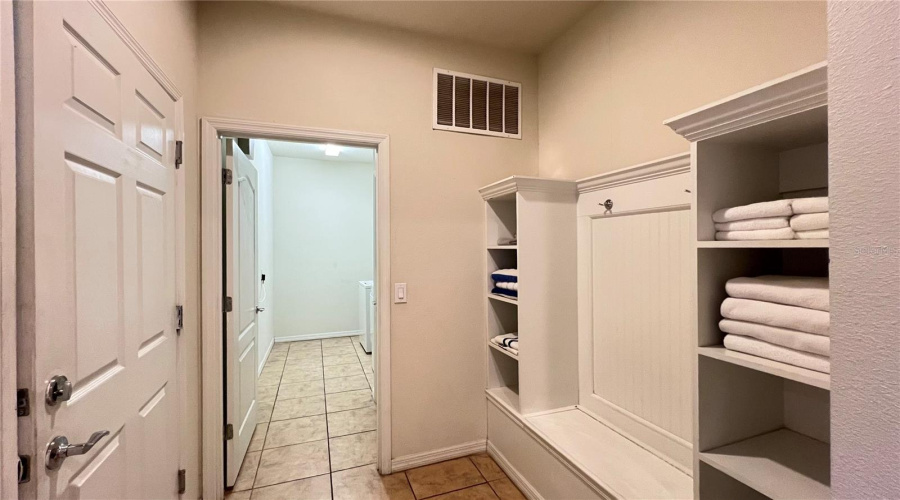 KISSIMMEE, Florida 34747, 9 Bedrooms Bedrooms, ,6 BathroomsBathrooms,Residential,For Sale,NICE,0,MFRS5153553