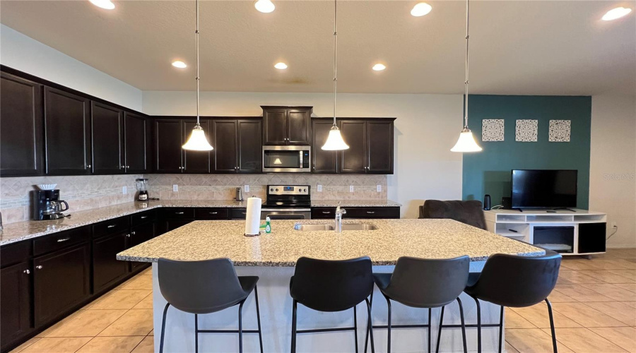 KISSIMMEE, Florida 34747, 9 Bedrooms Bedrooms, ,6 BathroomsBathrooms,Residential,For Sale,NICE,0,MFRS5153553