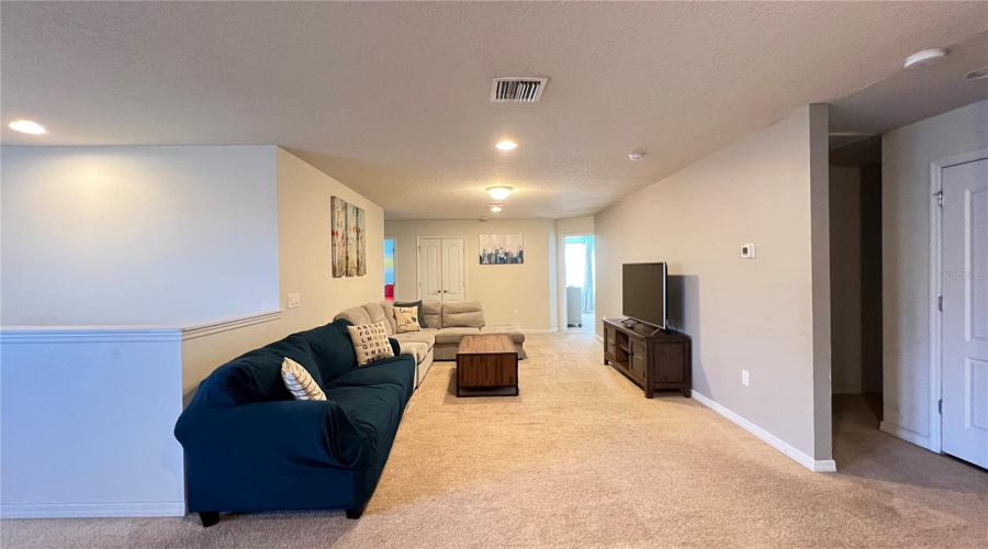 KISSIMMEE, Florida 34747, 9 Bedrooms Bedrooms, ,6 BathroomsBathrooms,Residential,For Sale,NICE,0,MFRS5153553