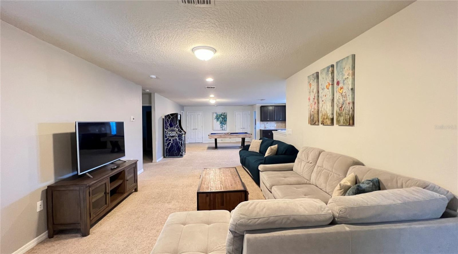KISSIMMEE, Florida 34747, 9 Bedrooms Bedrooms, ,6 BathroomsBathrooms,Residential,For Sale,NICE,0,MFRS5153553