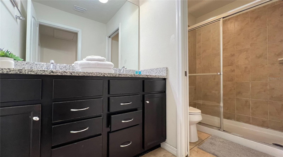 KISSIMMEE, Florida 34747, 9 Bedrooms Bedrooms, ,6 BathroomsBathrooms,Residential,For Sale,NICE,0,MFRS5153553