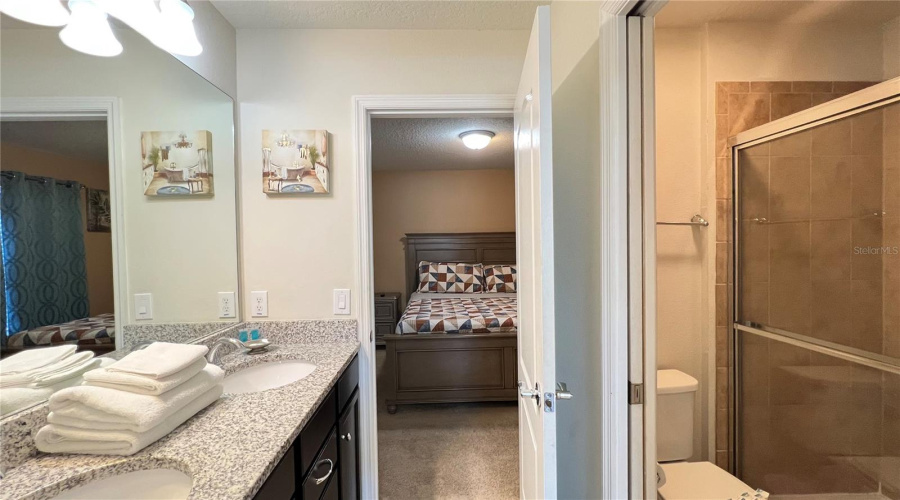 KISSIMMEE, Florida 34747, 9 Bedrooms Bedrooms, ,6 BathroomsBathrooms,Residential,For Sale,NICE,0,MFRS5153553