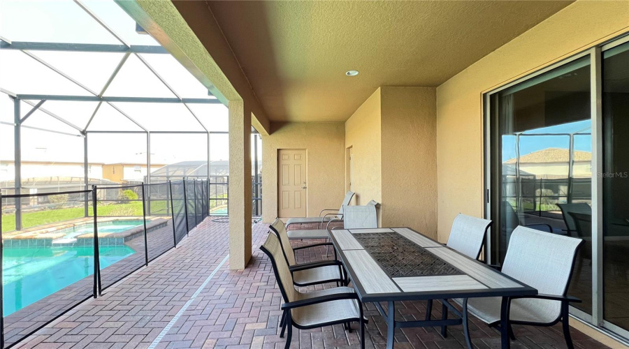 KISSIMMEE, Florida 34747, 9 Bedrooms Bedrooms, ,6 BathroomsBathrooms,Residential,For Sale,NICE,0,MFRS5153553