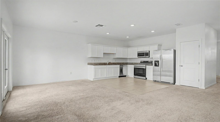 DAVENPORT, Florida 33837, 3 Bedrooms Bedrooms, ,2 BathroomsBathrooms,Residential,For Sale,MANDOVI,0,MFRO6425315