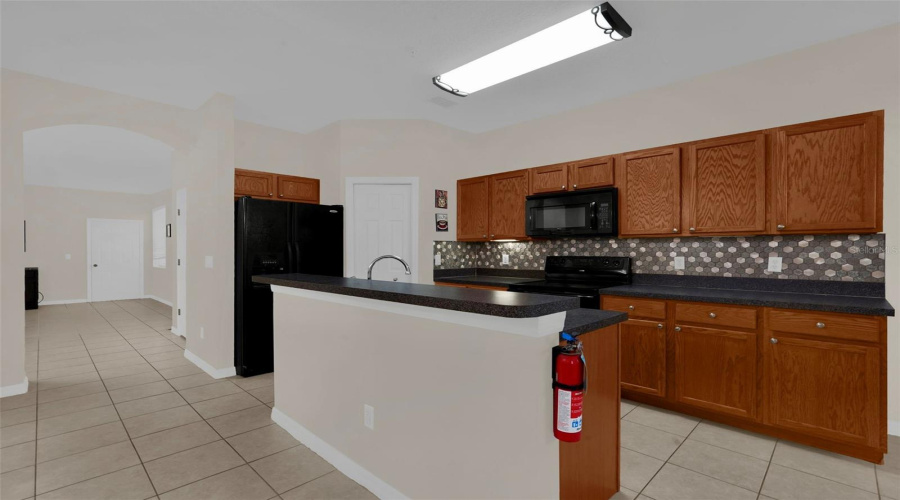KISSIMMEE, Florida 34747, 3 Bedrooms Bedrooms, ,2 BathroomsBathrooms,Residential,For Sale,OAKWATER,0,MFRO6319027