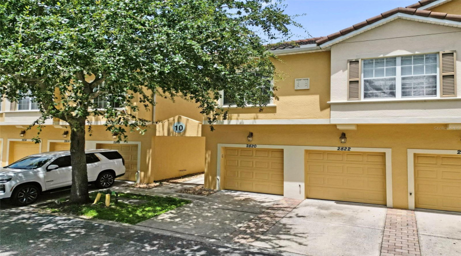KISSIMMEE, Florida 34747, 3 Bedrooms Bedrooms, ,2 BathroomsBathrooms,Residential,For Sale,OAKWATER,0,MFRO6319027