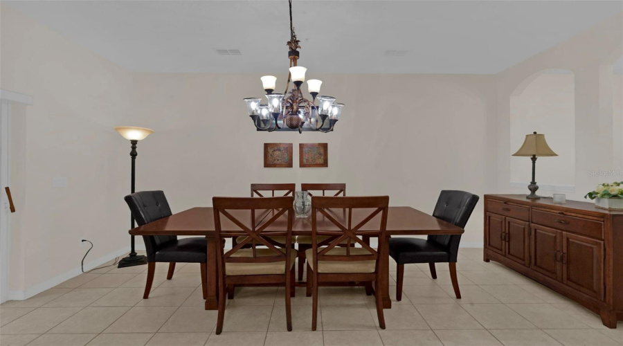 KISSIMMEE, Florida 34747, 3 Bedrooms Bedrooms, ,2 BathroomsBathrooms,Residential,For Sale,OAKWATER,0,MFRO6319027