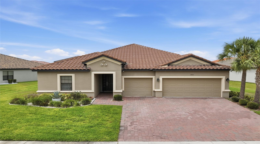 KISSIMMEE, Florida 34746, 4 Bedrooms Bedrooms, ,4 BathroomsBathrooms,Residential,For Sale,BOWFIN,0,MFRO6425046