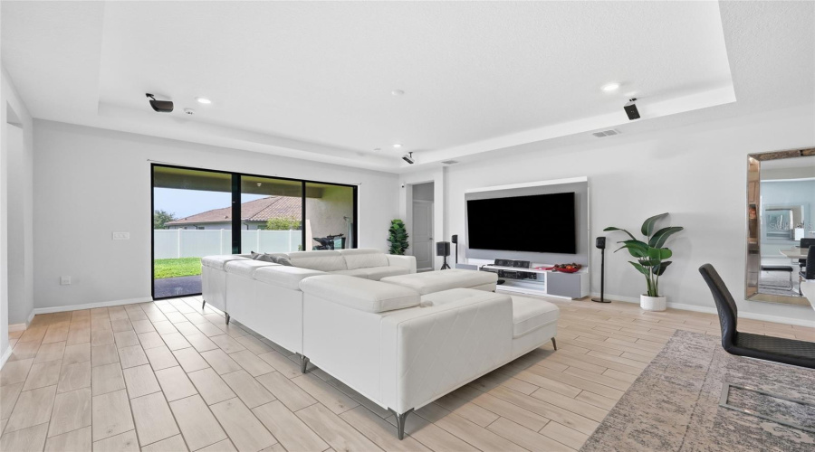 KISSIMMEE, Florida 34746, 4 Bedrooms Bedrooms, ,4 BathroomsBathrooms,Residential,For Sale,BOWFIN,0,MFRO6425046