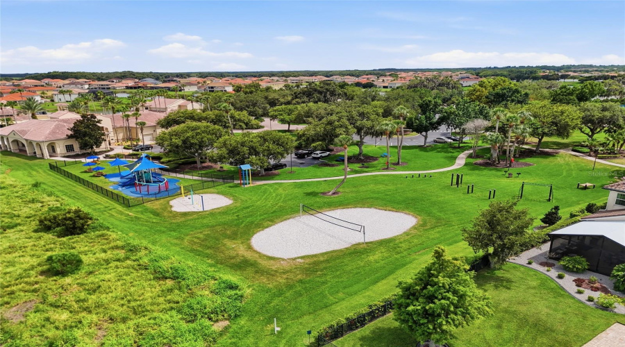 KISSIMMEE, Florida 34746, 4 Bedrooms Bedrooms, ,4 BathroomsBathrooms,Residential,For Sale,BOWFIN,0,MFRO6425046