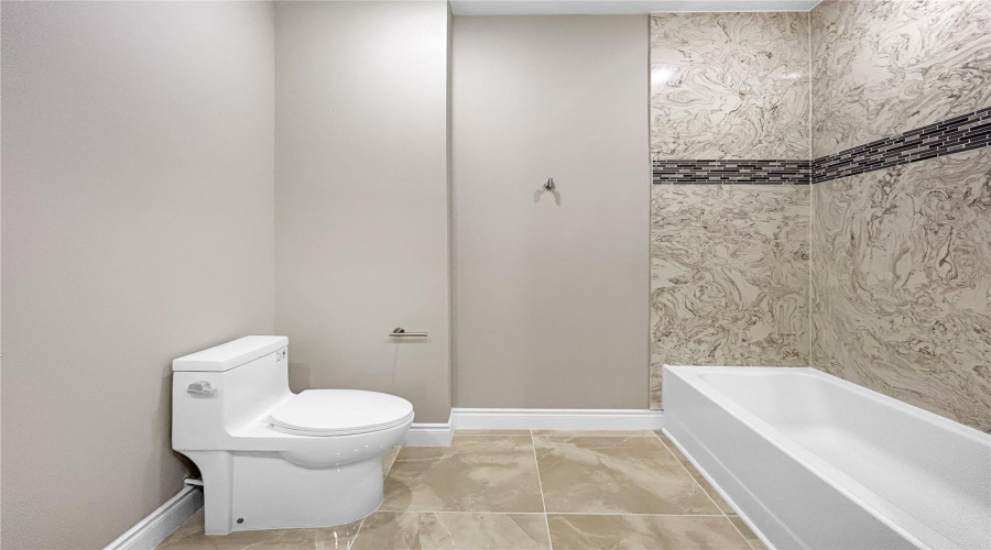 DAVENPORT, Florida 33837, 4 Bedrooms Bedrooms, ,3 BathroomsBathrooms,Residential,For Sale,BRENTWOOD,0,MFRTB8528055