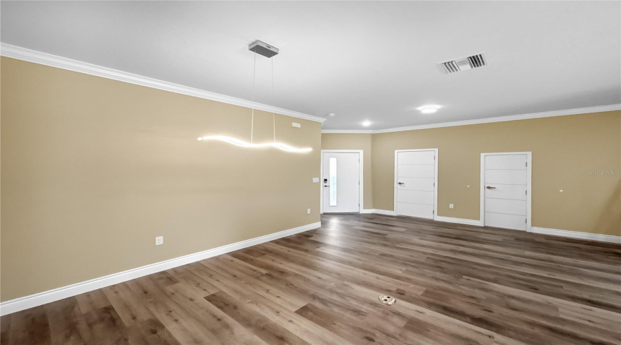 DAVENPORT, Florida 33837, 4 Bedrooms Bedrooms, ,3 BathroomsBathrooms,Residential,For Sale,BRENTWOOD,0,MFRTB8528055