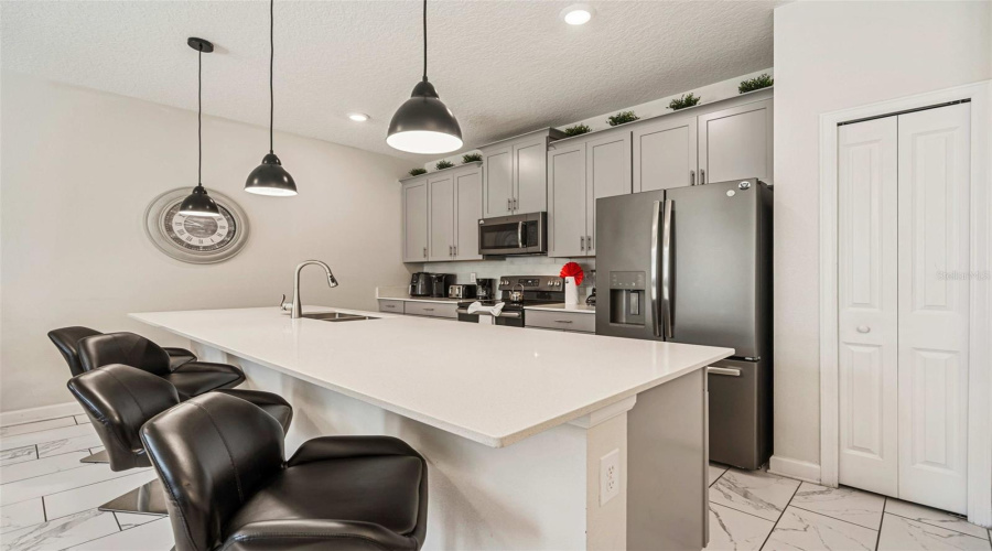 DAVENPORT, Florida 33896, 4 Bedrooms Bedrooms, ,3 BathroomsBathrooms,Residential,For Sale,OCEAN COURSE,0,MFRO6424775