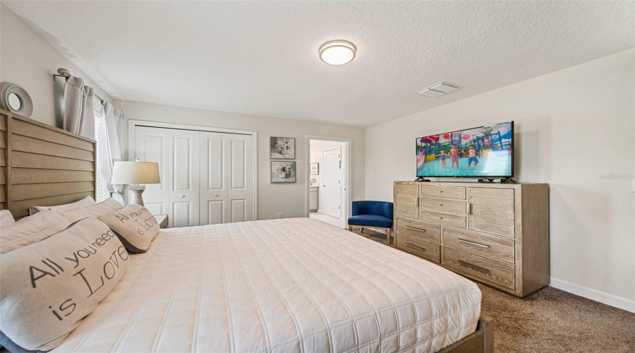 DAVENPORT, Florida 33896, 4 Bedrooms Bedrooms, ,3 BathroomsBathrooms,Residential,For Sale,OCEAN COURSE,0,MFRO6424775