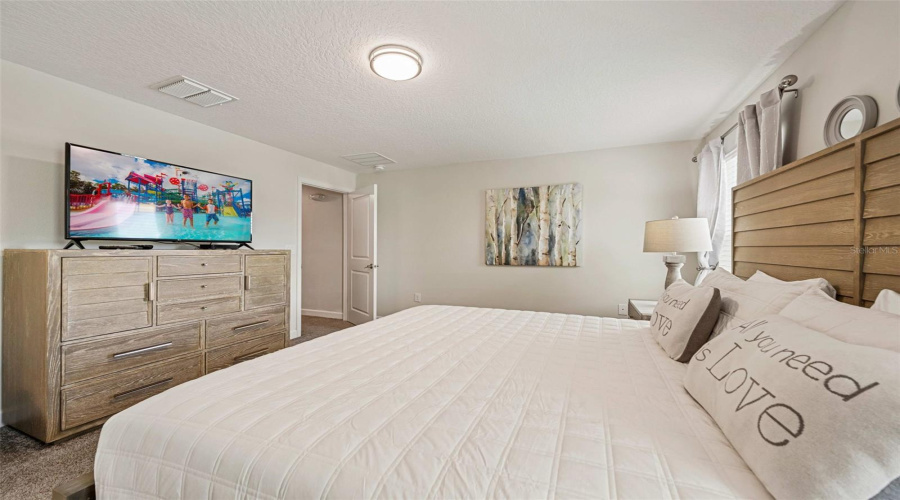 DAVENPORT, Florida 33896, 4 Bedrooms Bedrooms, ,3 BathroomsBathrooms,Residential,For Sale,OCEAN COURSE,0,MFRO6424775