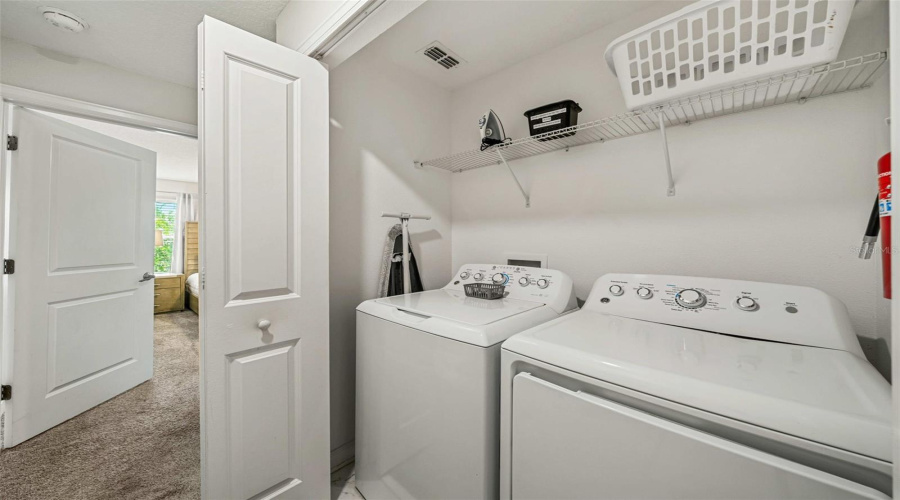 DAVENPORT, Florida 33896, 4 Bedrooms Bedrooms, ,3 BathroomsBathrooms,Residential,For Sale,OCEAN COURSE,0,MFRO6424775