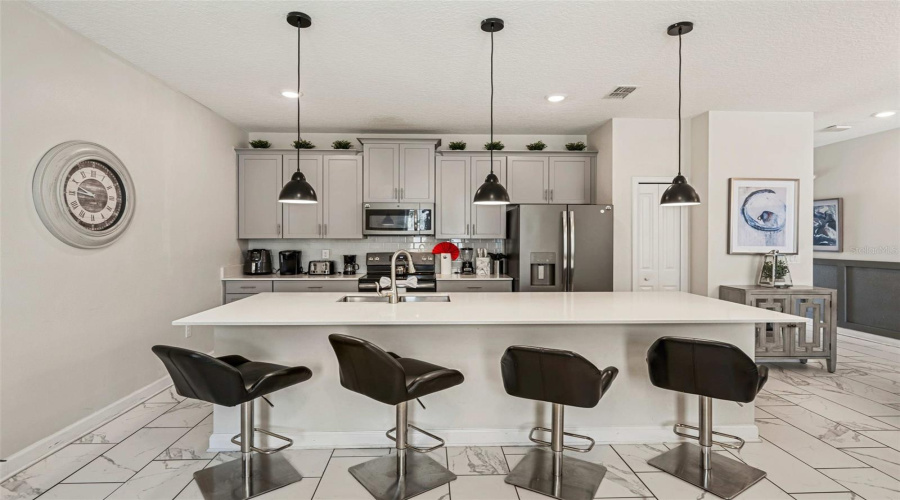 DAVENPORT, Florida 33896, 4 Bedrooms Bedrooms, ,3 BathroomsBathrooms,Residential,For Sale,OCEAN COURSE,0,MFRO6424775