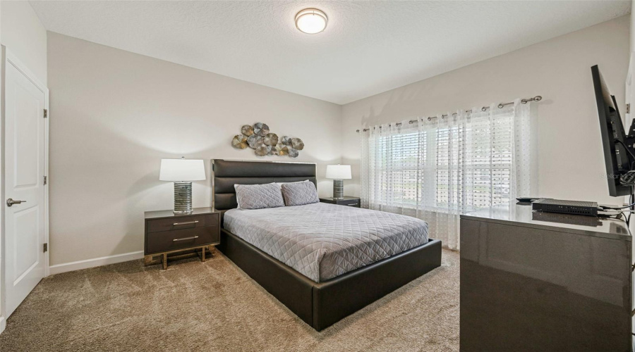 DAVENPORT, Florida 33896, 4 Bedrooms Bedrooms, ,3 BathroomsBathrooms,Residential,For Sale,OCEAN COURSE,0,MFRO6424775