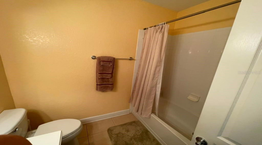 DAVENPORT, Florida 33896, 3 Bedrooms Bedrooms, ,2 BathroomsBathrooms,Residential,For Sale,GILFORD POINT,0,MFRO6425484