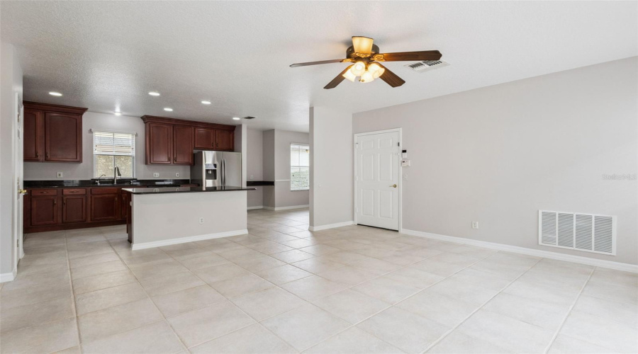 KISSIMMEE, Florida 34747, 3 Bedrooms Bedrooms, ,2 BathroomsBathrooms,Residential,For Sale,OLD BLUSH,0,MFRO6424077