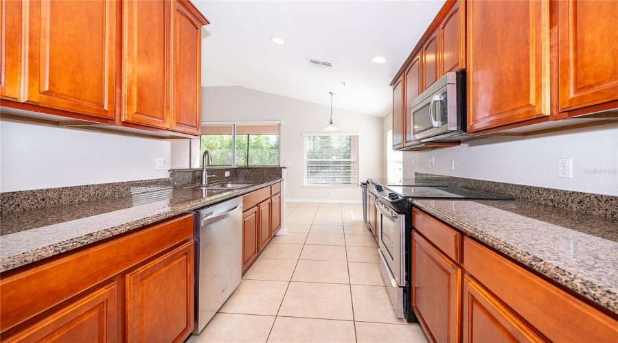 DAVENPORT, Florida 33896, 2 Bedrooms Bedrooms, ,2 BathroomsBathrooms,Residential,For Sale,BELLA VIDA,0,MFRO6425556