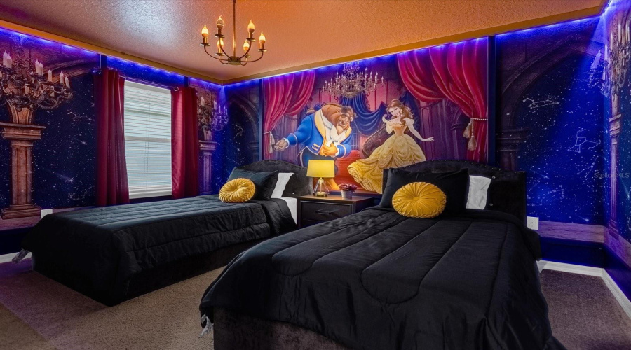 DAVENPORT, Florida 33897, 7 Bedrooms Bedrooms, ,5 BathroomsBathrooms,Residential,For Sale,SUMMER,0,MFRO6425539