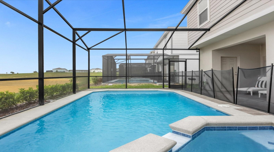 DAVENPORT, Florida 33897, 7 Bedrooms Bedrooms, ,5 BathroomsBathrooms,Residential,For Sale,SUMMER,0,MFRO6425539