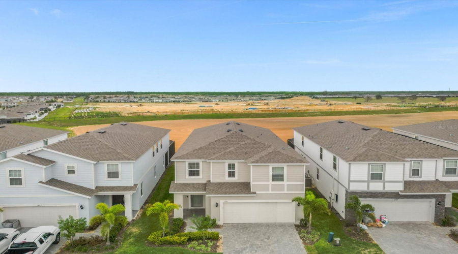 DAVENPORT, Florida 33897, 7 Bedrooms Bedrooms, ,5 BathroomsBathrooms,Residential,For Sale,SUMMER,0,MFRO6425539