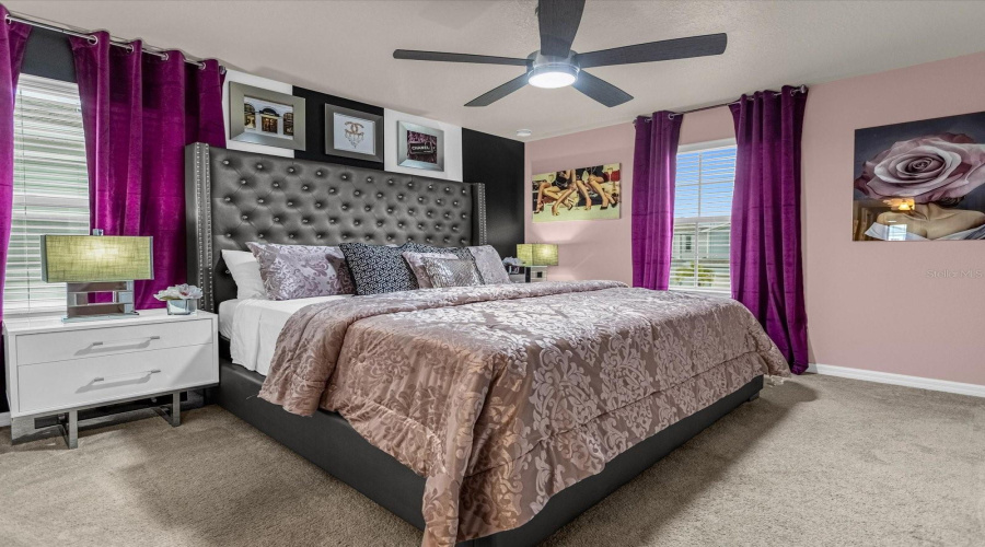 DAVENPORT, Florida 33897, 7 Bedrooms Bedrooms, ,5 BathroomsBathrooms,Residential,For Sale,SUMMER,0,MFRO6425539