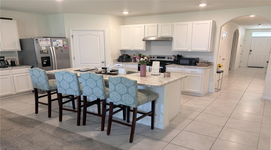 DAVENPORT, Florida 33897, 4 Bedrooms Bedrooms, ,2 BathroomsBathrooms,Residential,For Sale,IGUANA,0,MFRS5153259