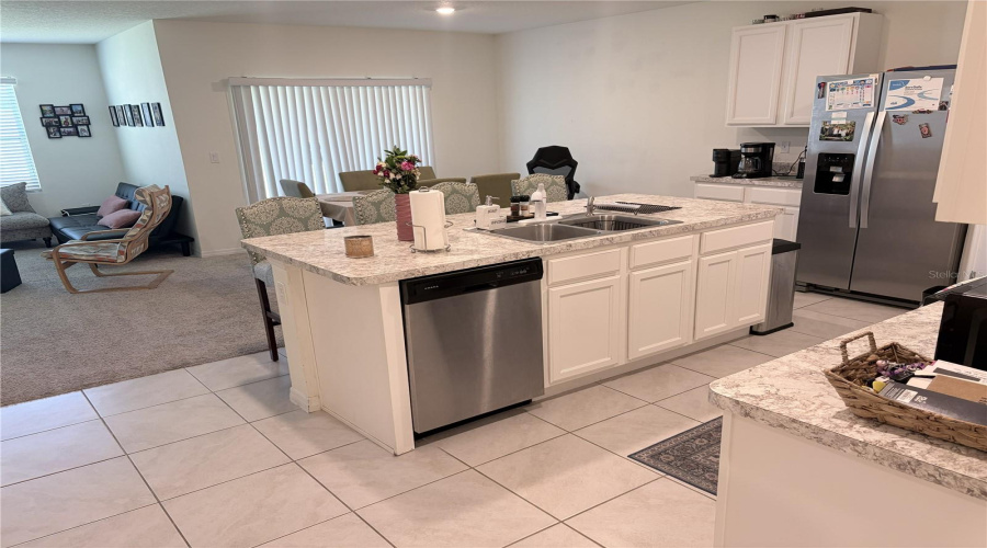 DAVENPORT, Florida 33897, 4 Bedrooms Bedrooms, ,2 BathroomsBathrooms,Residential,For Sale,IGUANA,0,MFRS5153259