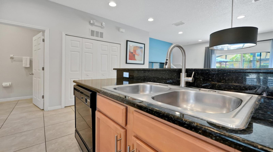 KISSIMMEE, Florida 34747, 2 Bedrooms Bedrooms, ,2 BathroomsBathrooms,Residential,For Sale,RED GINGER,0,MFRO6422431