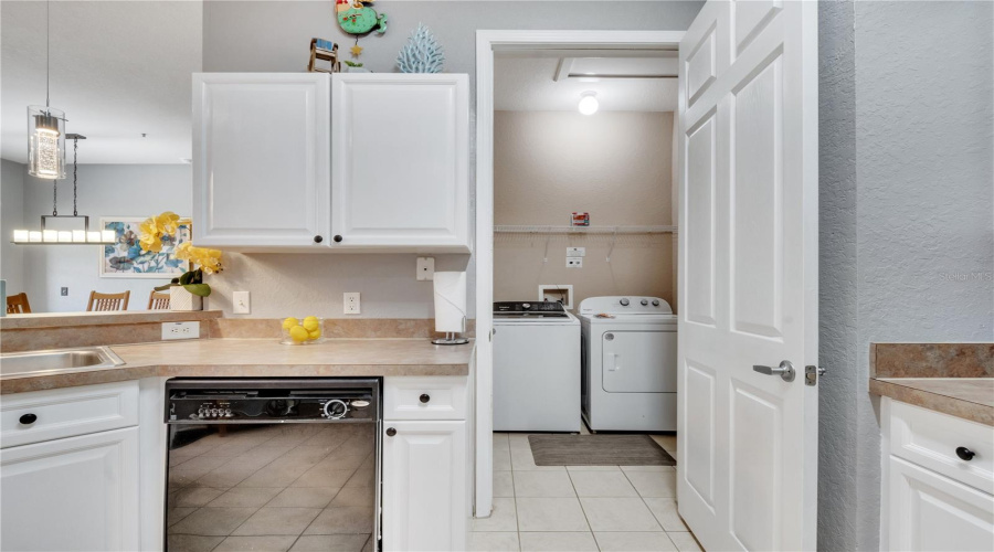 DAVENPORT, Florida 33896, 4 Bedrooms Bedrooms, ,2 BathroomsBathrooms,Residential,For Sale,TERRACE RIDGE,0,MFRO6425641