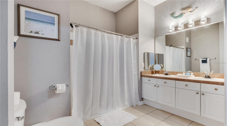 DAVENPORT, Florida 33896, 4 Bedrooms Bedrooms, ,2 BathroomsBathrooms,Residential,For Sale,TERRACE RIDGE,0,MFRO6425641