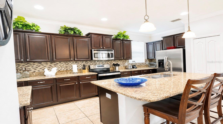 KISSIMMEE, Florida 34747, 5 Bedrooms Bedrooms, ,5 BathroomsBathrooms,Residential,For Sale,BISMARCK PALM,0,MFRO6424466