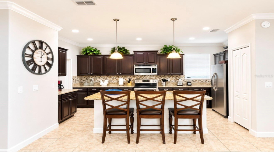 KISSIMMEE, Florida 34747, 5 Bedrooms Bedrooms, ,5 BathroomsBathrooms,Residential,For Sale,BISMARCK PALM,0,MFRO6424466