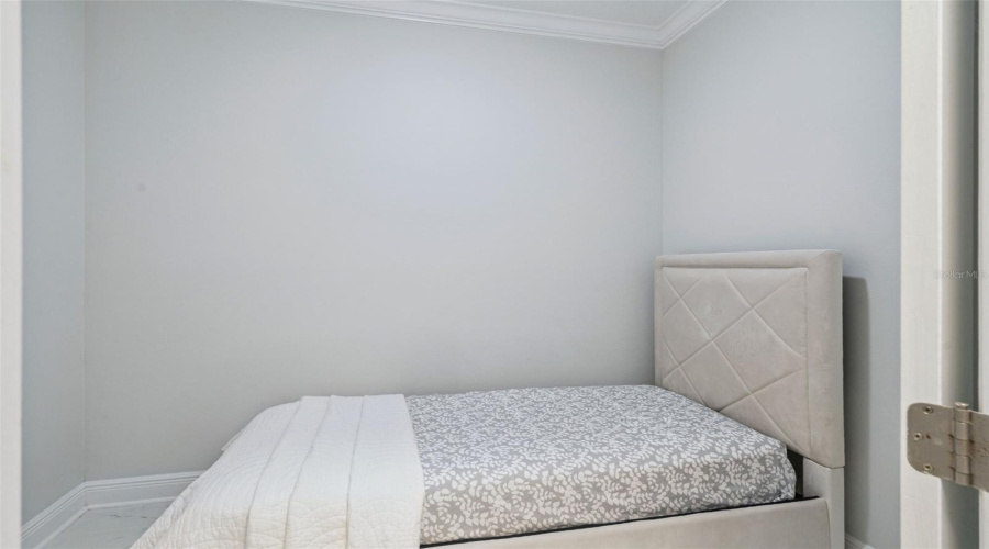 DAVENPORT, Florida 33896, 4 Bedrooms Bedrooms, ,2 BathroomsBathrooms,Residential,For Sale,ROSSELLI,0,MFRO6418993